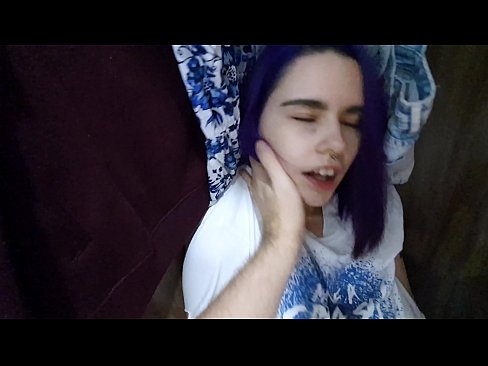 ❤️ Na maua lo'u tuafafine i totonu o le kapoti ma fesoasoani ia te ia e fa'ama ❤️❌ Vitio feusua'iga ❤